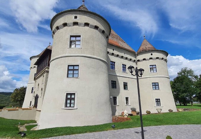 Castle Bethlen-Haller, Cetatea de Baltă, Romania, Romania